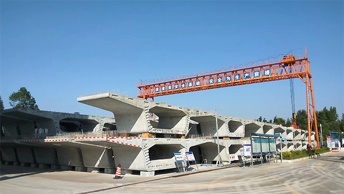 預(yù)制節(jié)段拼裝混凝土箱梁